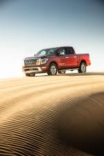 Nissan Titan SL Crew Cab 2019 года